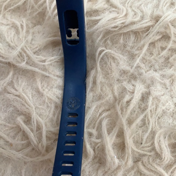 Tory Burch FitBit Case - Picture 7 of 9